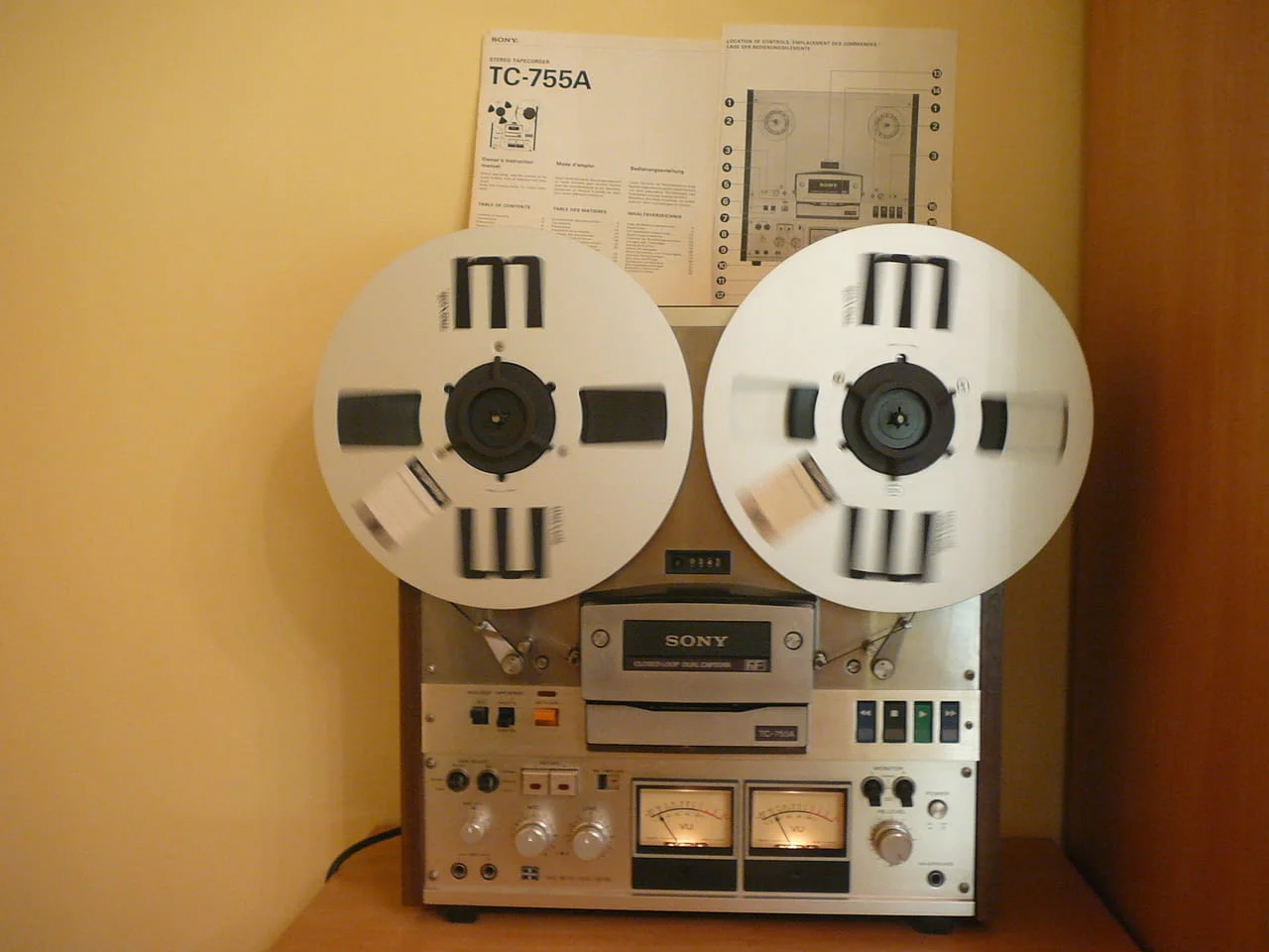 Sony tc-755a