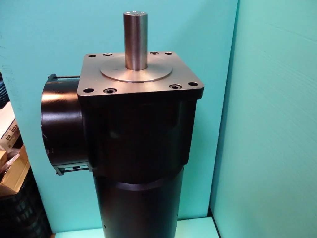 Сервомотор FANUC A06B-0615-B343 DC servo motor model 10L — снимка 9