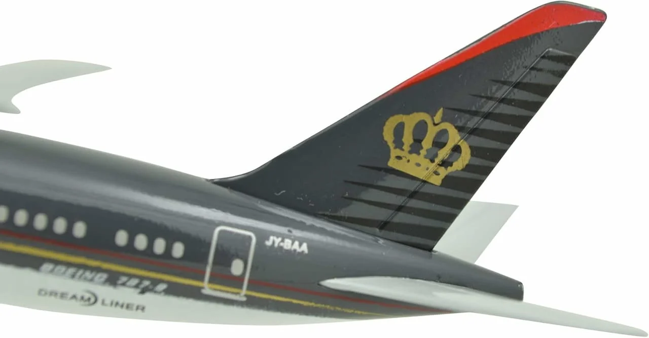 Boeing 787 самолет модел макет Royal Jordanian красив модел черен пътешествие екскурзия полет пилот — снимка 8