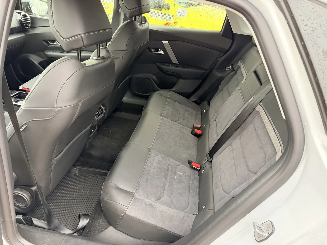 Citroen C4 X двигател HNS, EB2ADTS, 1.2i, 131 кс., STT автоматик 8 ск., 6 500 km., 2025г., euro 6E, — снимка 4