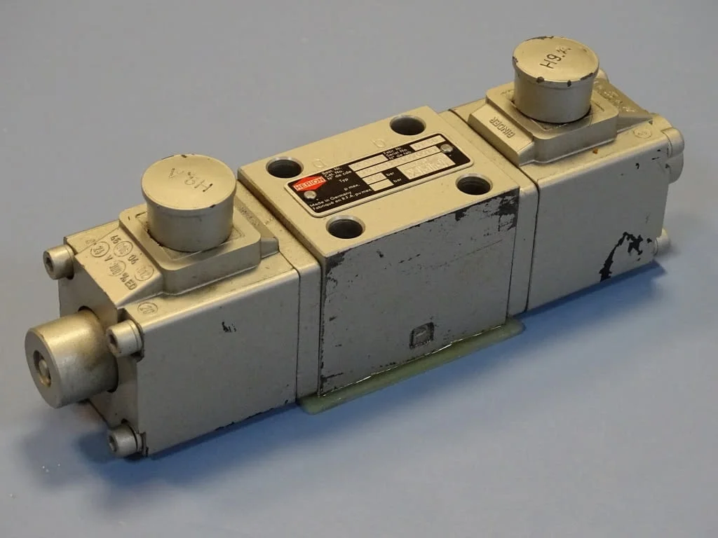 Хидравличен разпределител HERION S6VH13G0090011 directional valve 24VDC — снимка 7