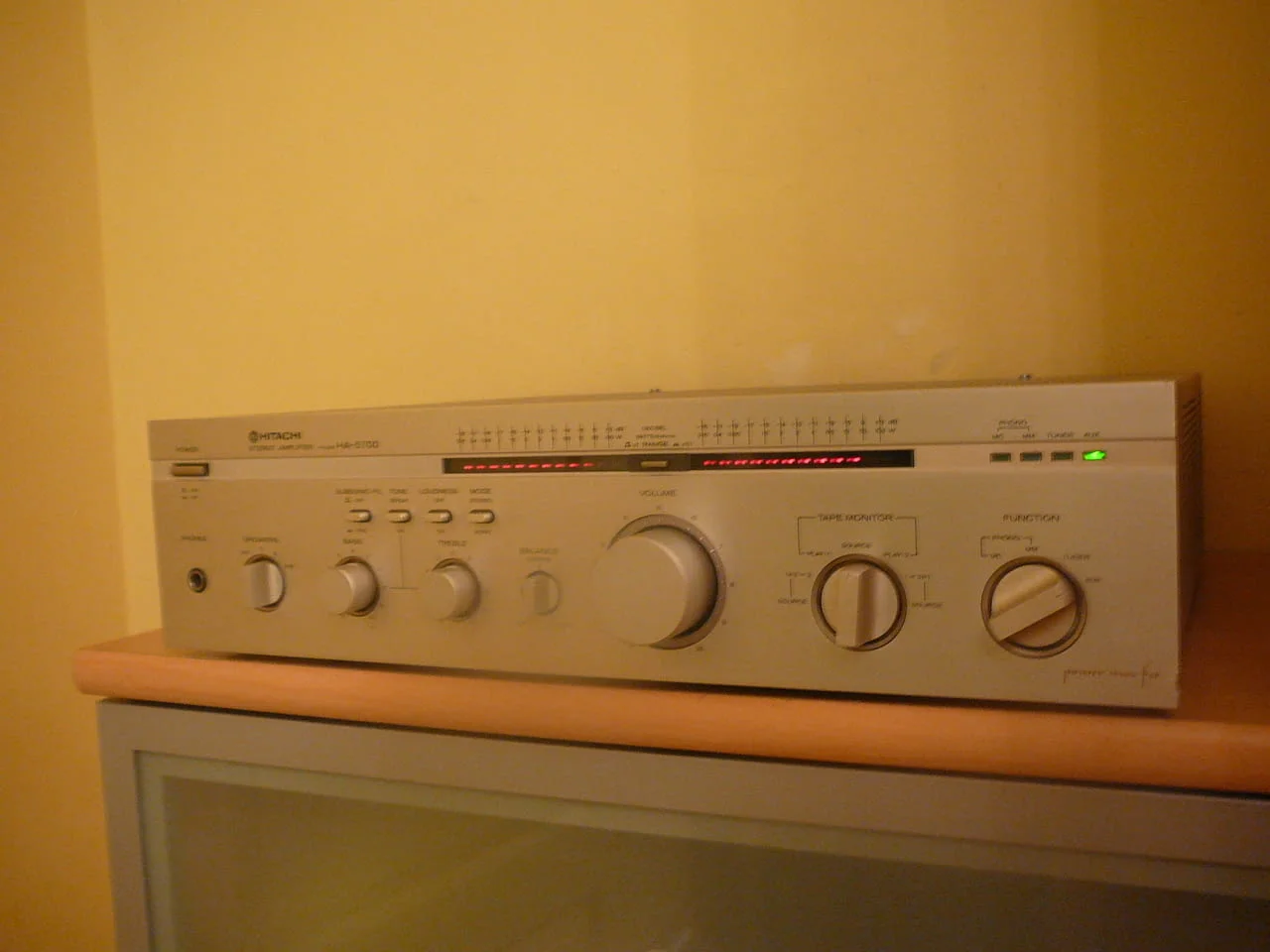 Hitachi ha-5700 — снимка 4