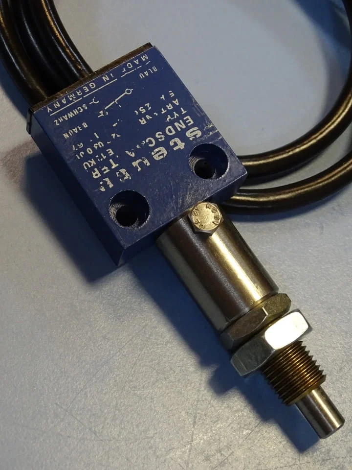 Позиционен превключвател Steute E12KU position switch 5A 250V — снимка 2