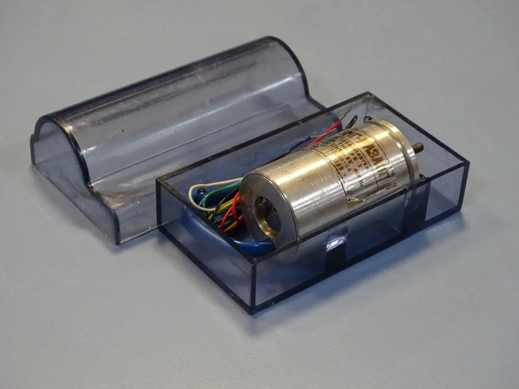 Резолвер безконтактен РБ-2 precision brushless resolver U12V/6V — снимка 2