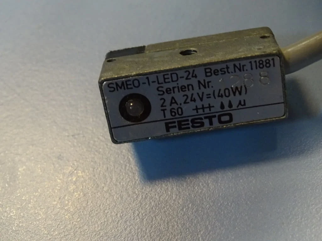 Индуктивен сензор Festo SMEO-1-LED-24 proximity switch — снимка 6