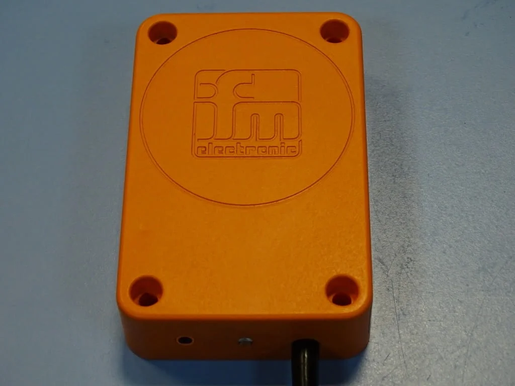 Индуктивен сензор EFECTOR ID-3050-BPKG inductive sensor 250mA — снимка 2