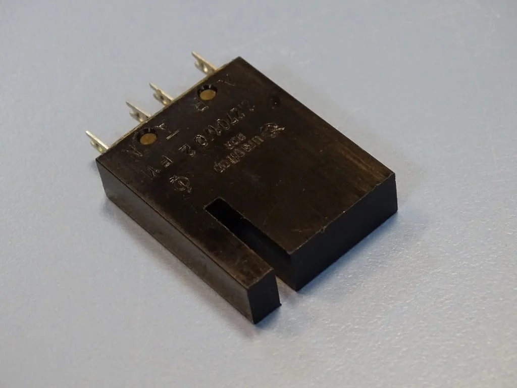 Индуктивен датчик DDR RFT Ursaflop 2.2701/02 FY inductive sensor — снимка 4