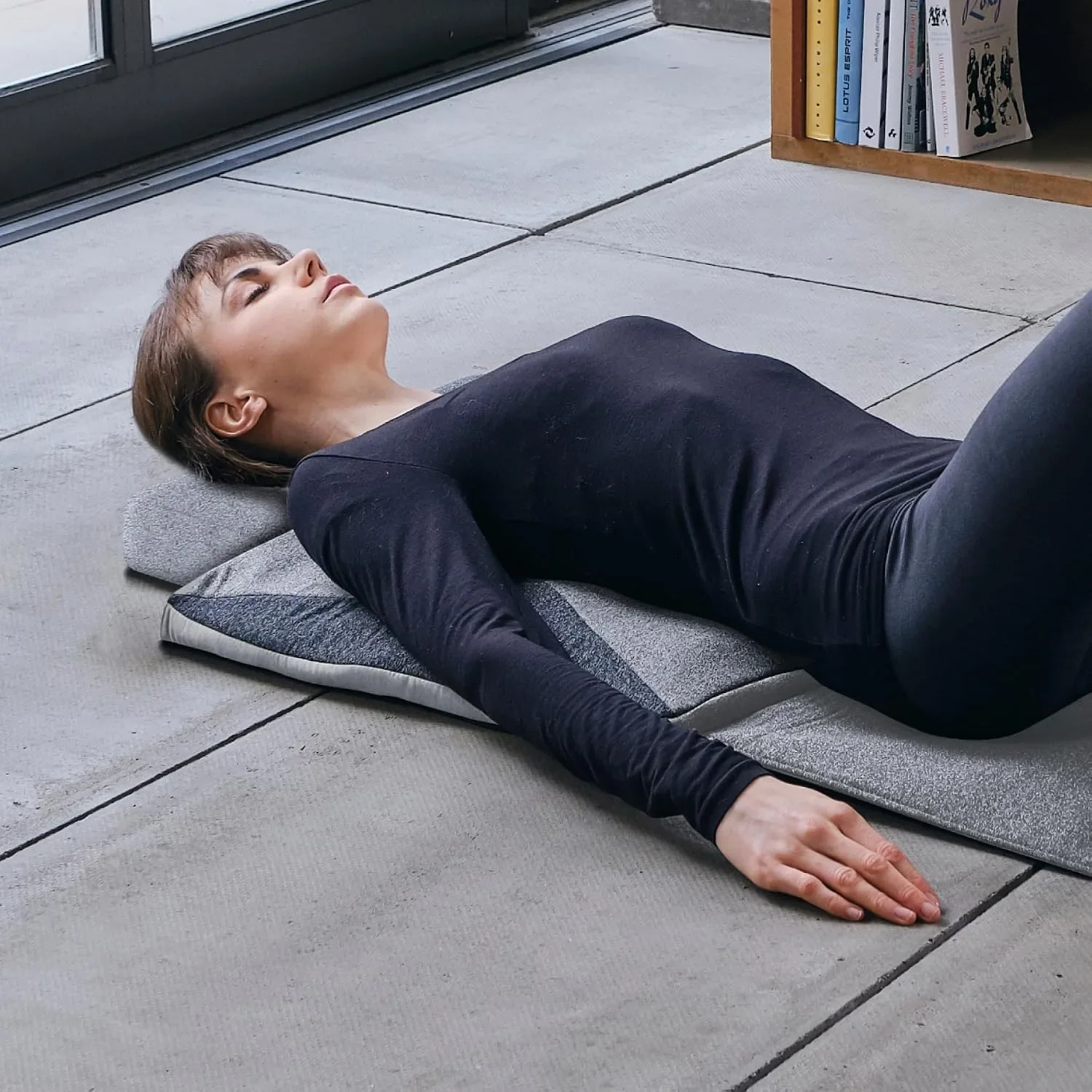 Homedics Stretch Essentials масажна постелка за цяло тяло с възглавница за глава — снимка 2