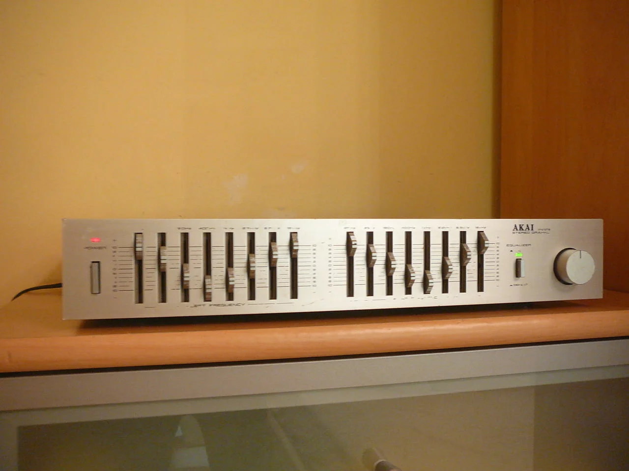 Akai ea-g40 — снимка 2