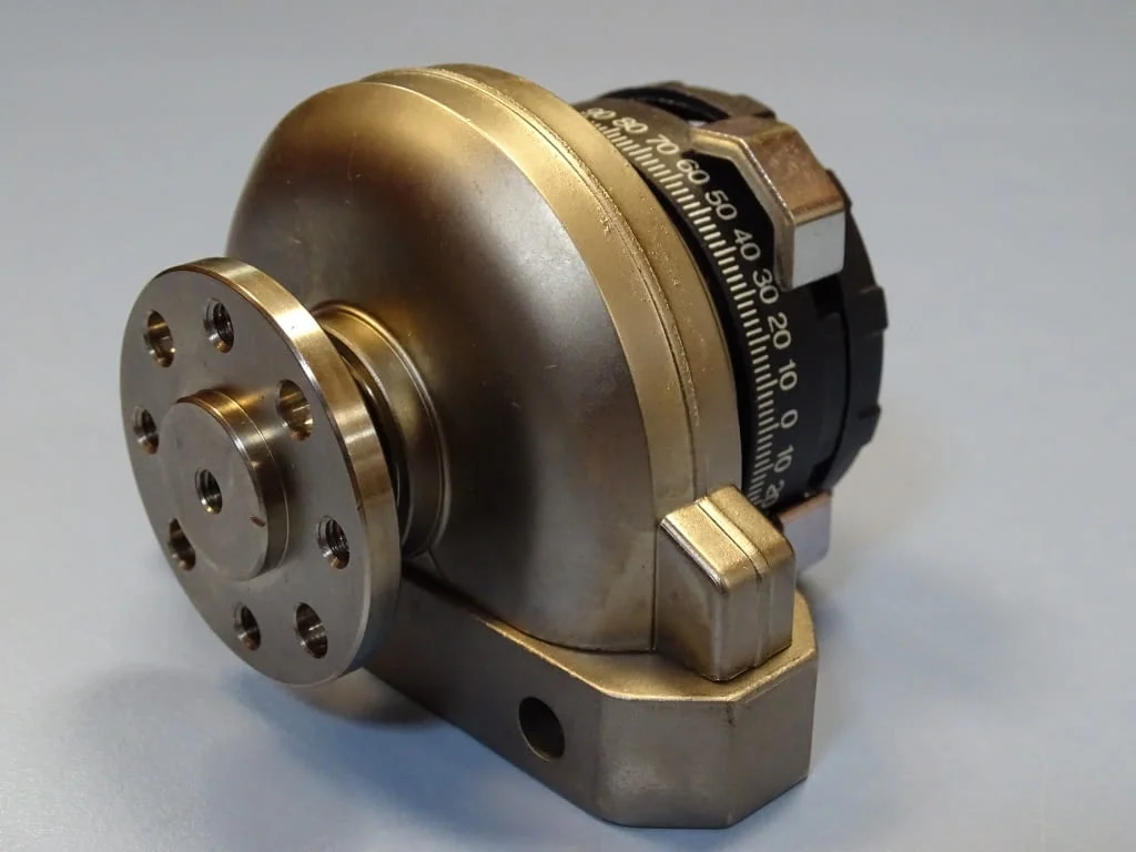 Пневморотатор Festo DSRL-25-180P-FW Pneumatic rotary drive — снимка 2