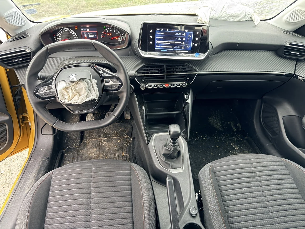Peugeot 208 1.2 PureTech, двигател HNE, 101 кс., 6 ск., 2024г., 40000 км., евро 6D, Пежо 208 1.2 Pur — снимка 10