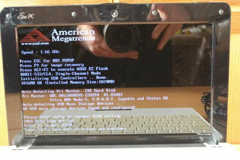 Нетбук ASUS Eee PC 1001HA 10.1 перфектно състояние — снимка 5