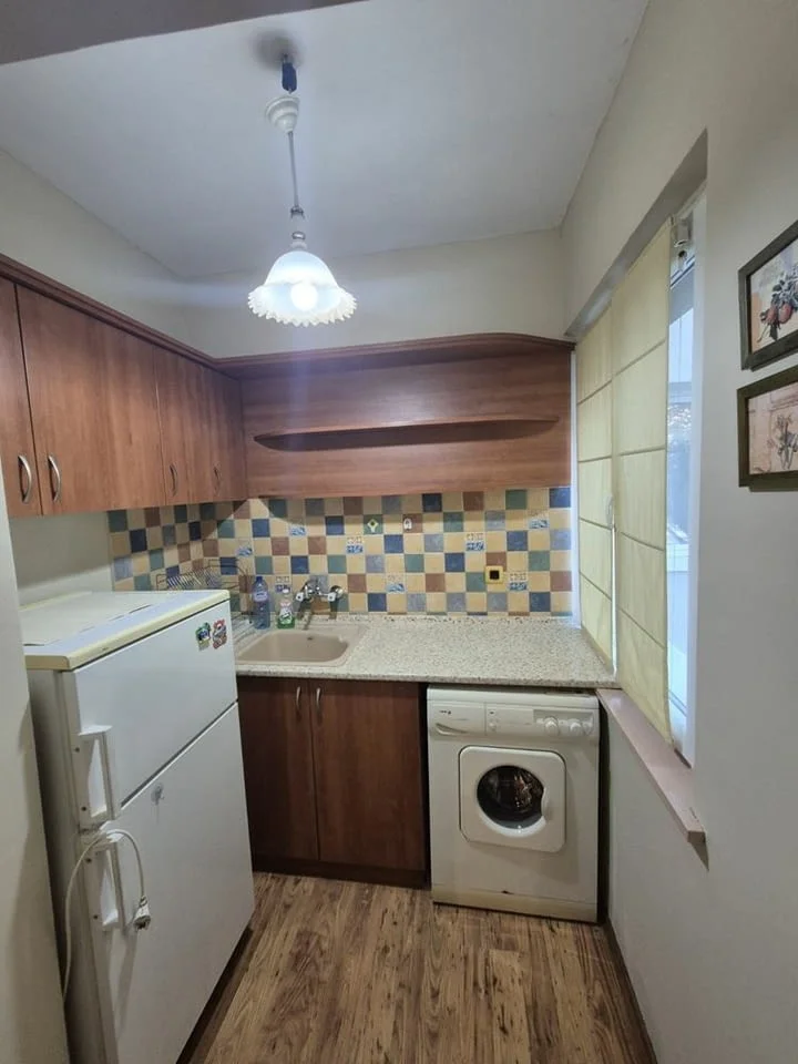 Едностаен апартамент до СЪбота пазара и ПУ — снимка 4