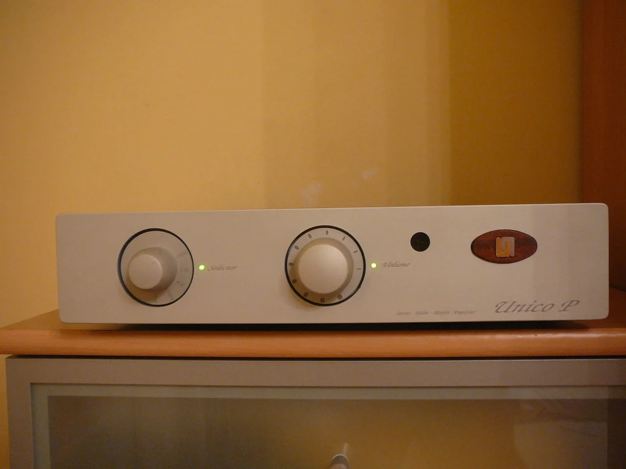 Unison Research Unico P-хибрит