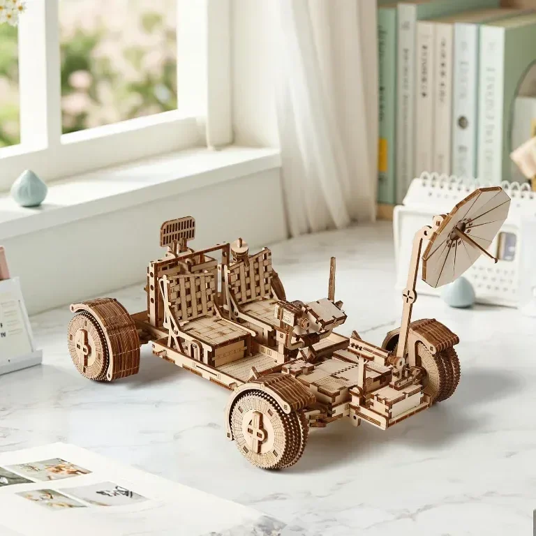 3D пъзел comfoyar Lunar Rover, дървен модел за сглобяване — снимка 2