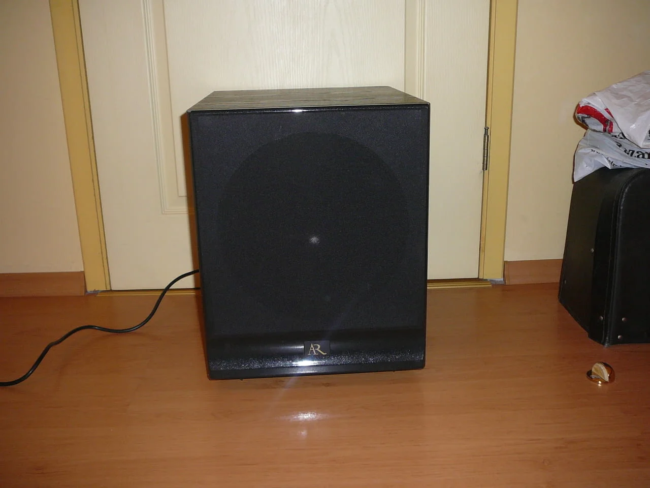 Acoustic research sub 30 a — снимка 2
