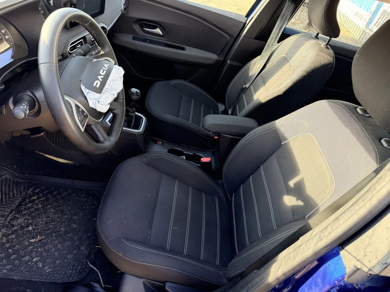 Dacia Logan 3 1.0 TCe 100 ECO-G LPG, двигател H4D480, 101 кс, JT4 ск. кутия 6 ск., 28 000 km., 2024г — снимка 9