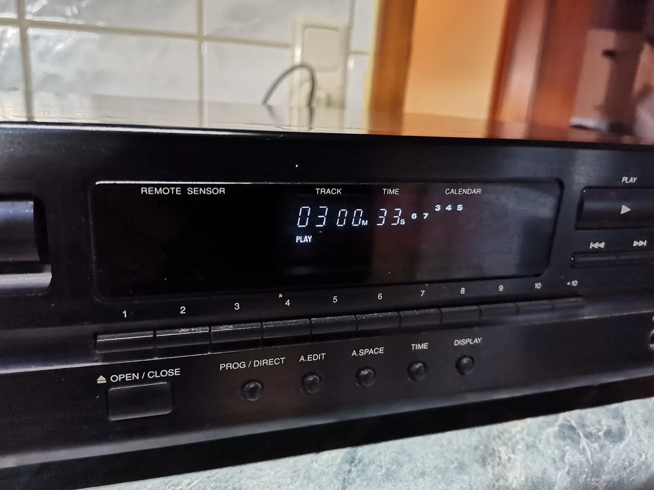 Denon DCD-615 CD-Player — снимка 3