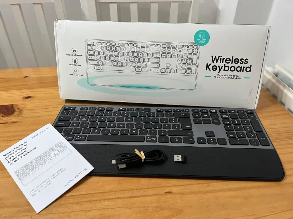 CITLLA K9100 Безжична Bluetooth клавиатура, Пълноразмерна с опора за китката, 3-степенна подсветка — снимка 7