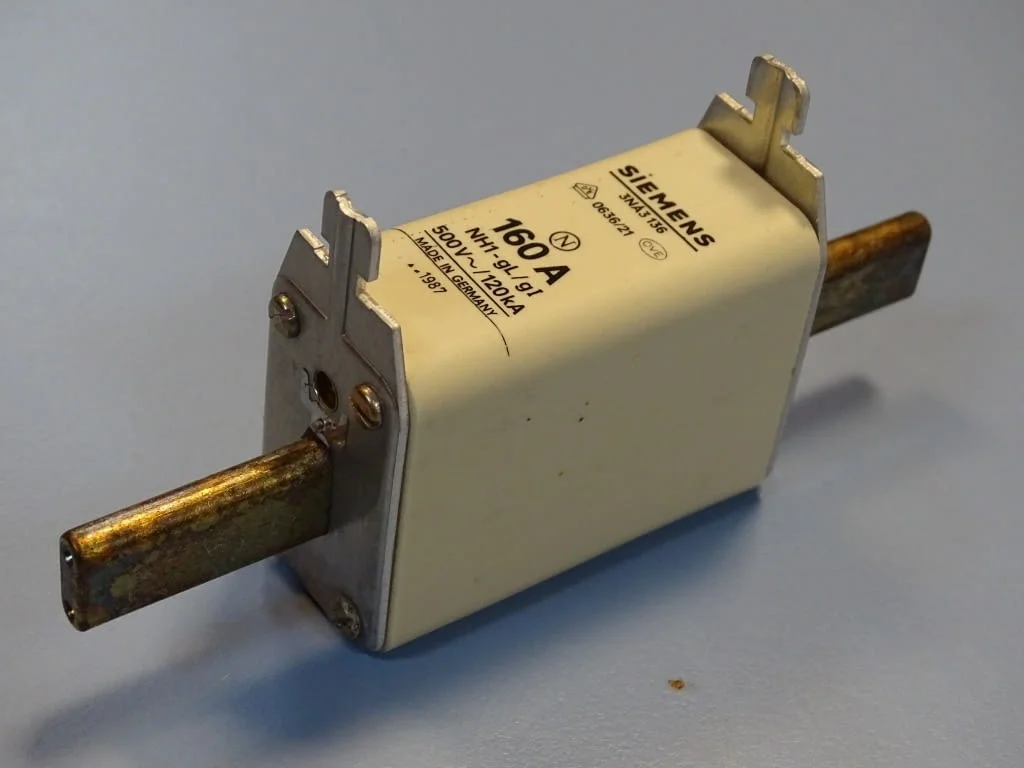 Предпазител Siemens 3NA3136 HRC-Fuse160A 500VAC — снимка 2