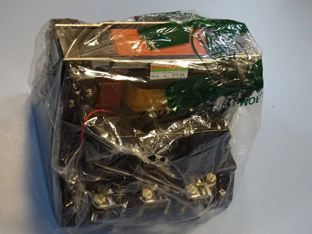 Контактор Klockner-Moeller DIL 8-22 universal contactor 300A 220V — снимка 10
