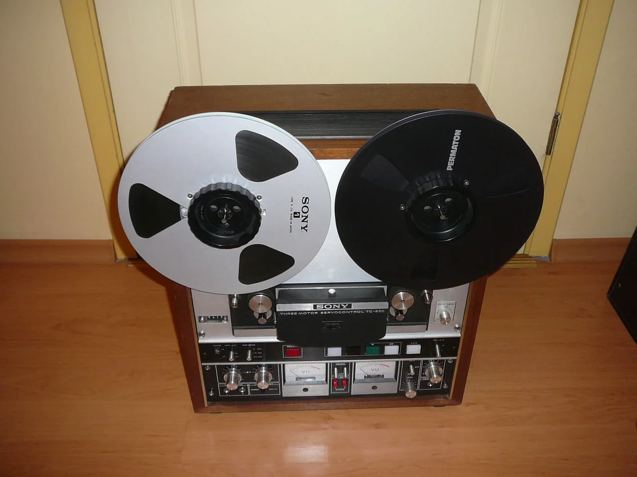 Sony tc-850 — снимка 2