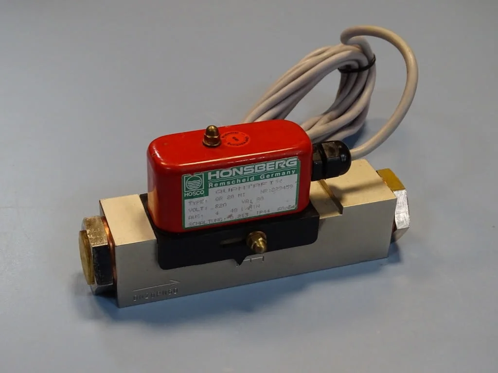 Датчик за дебит Hosco Honsberg QR 20 MI Flow Switch DN20/PN60