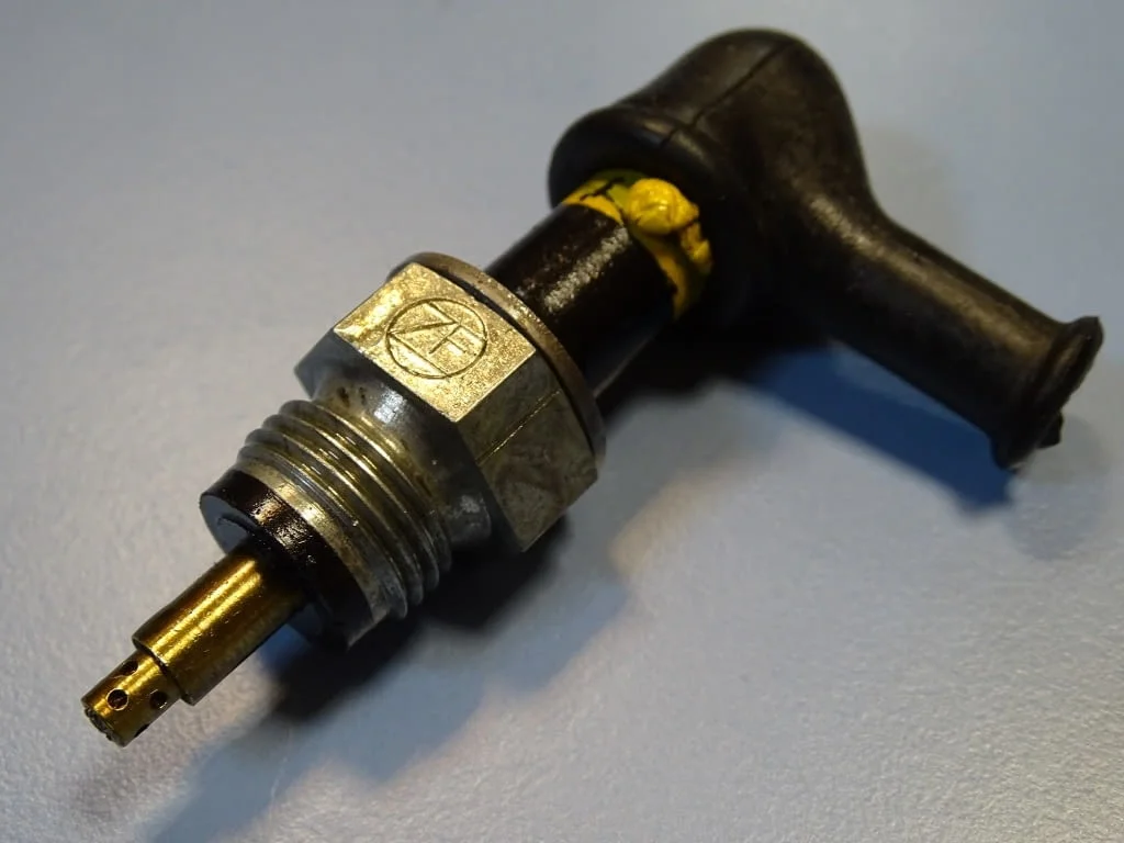 Четка ел. контактна ZF M14x1.5xф4 electrical contact brash L-14mm 24VDC — снимка 6