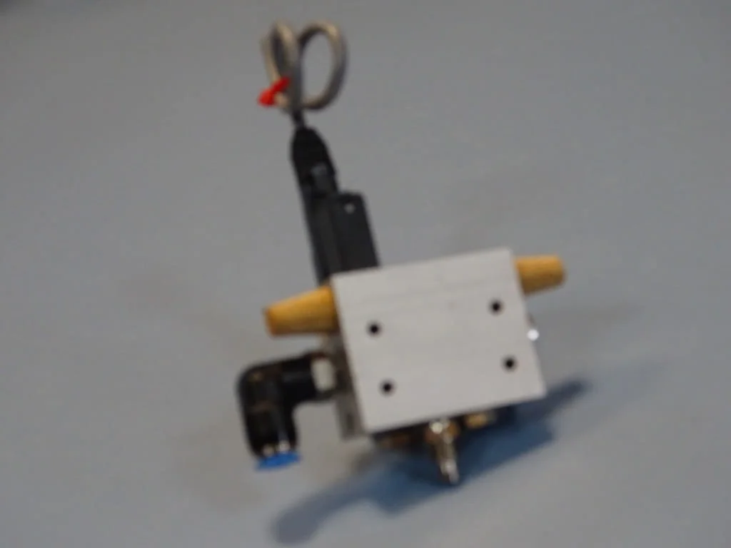 Пневматичен разпределител Festo PRMZ-5-M5-2 / MZH-3-1.5-L-LED Pneumatic valve — снимка 5