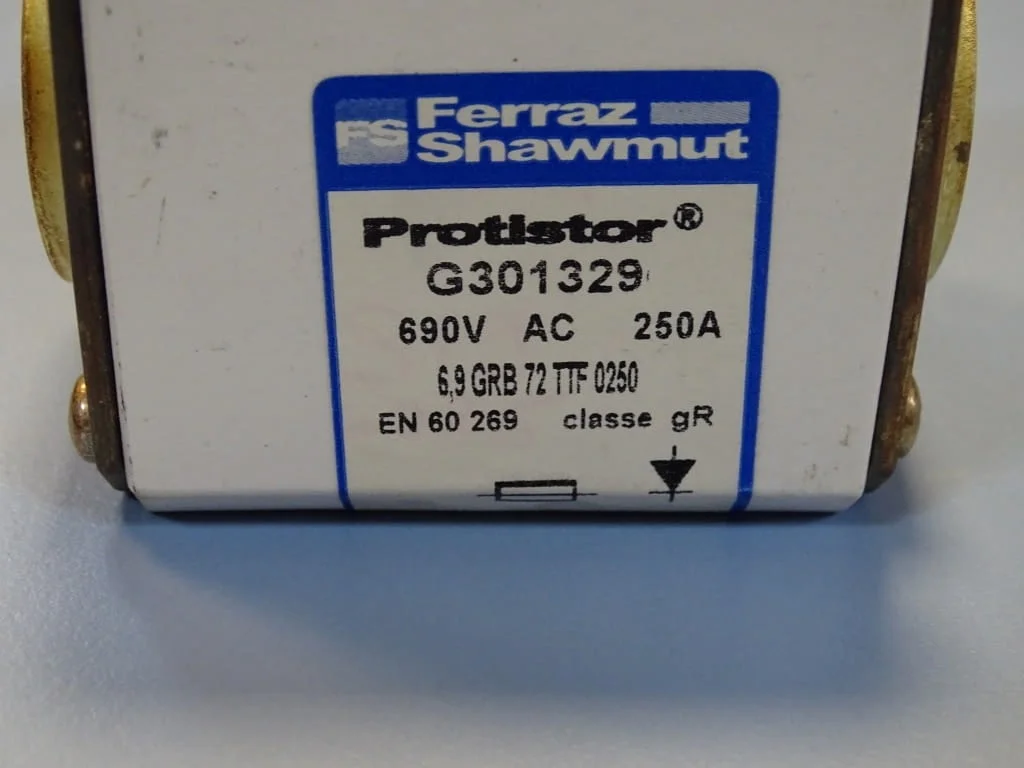 Предпазител Ferraz Shawmut Protistor GGRB72TTF0250 Fuses 250A 690VAC — снимка 4