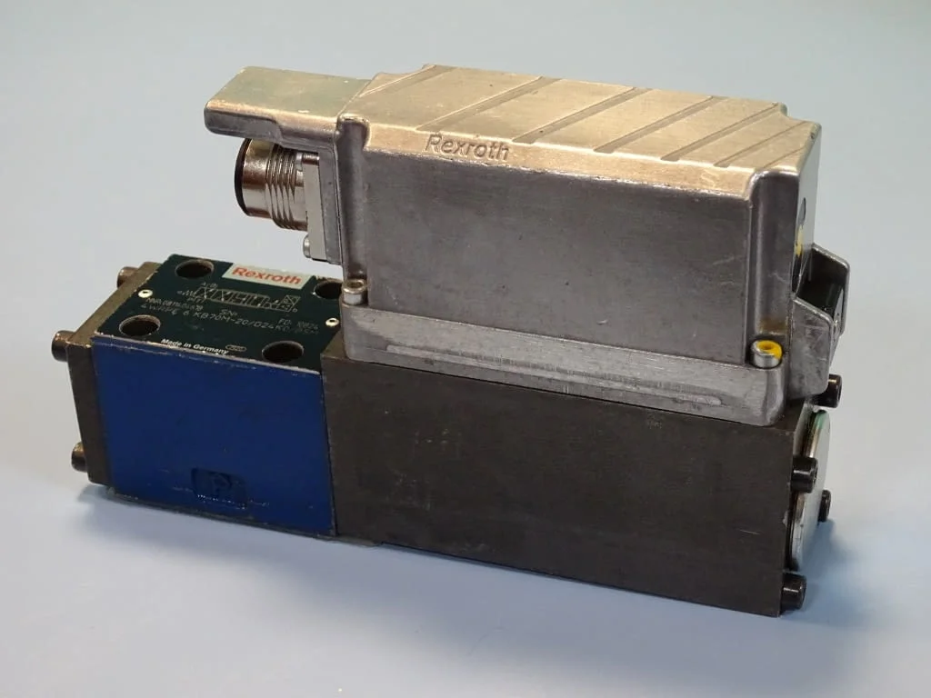 Пропорционален хидравличен разпределител Rexroth 4WRPE 6 KB70M-20/G24KO/B5M Proportional valve — снимка 2