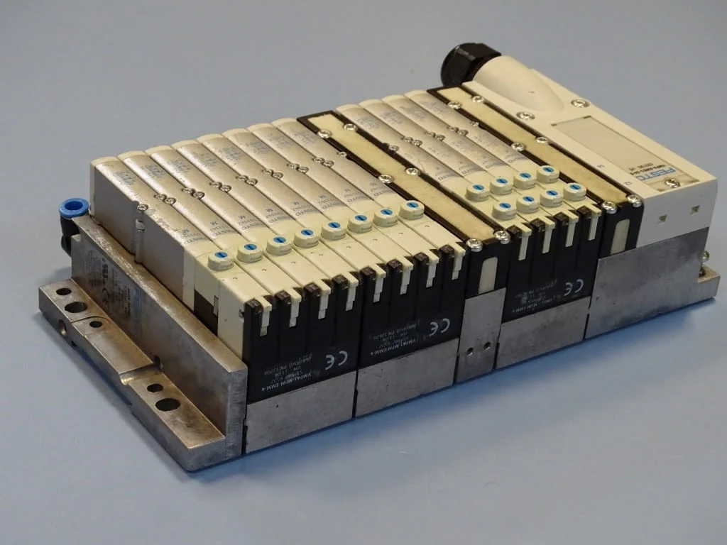 Пневматичен модул Festo VMPA-KMS1-24-5 pneumatic valve block — снимка 3
