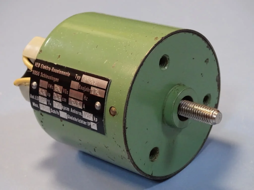 Ел. магнит VEB Typ GM2.5 control magnet 24VDC — снимка 7