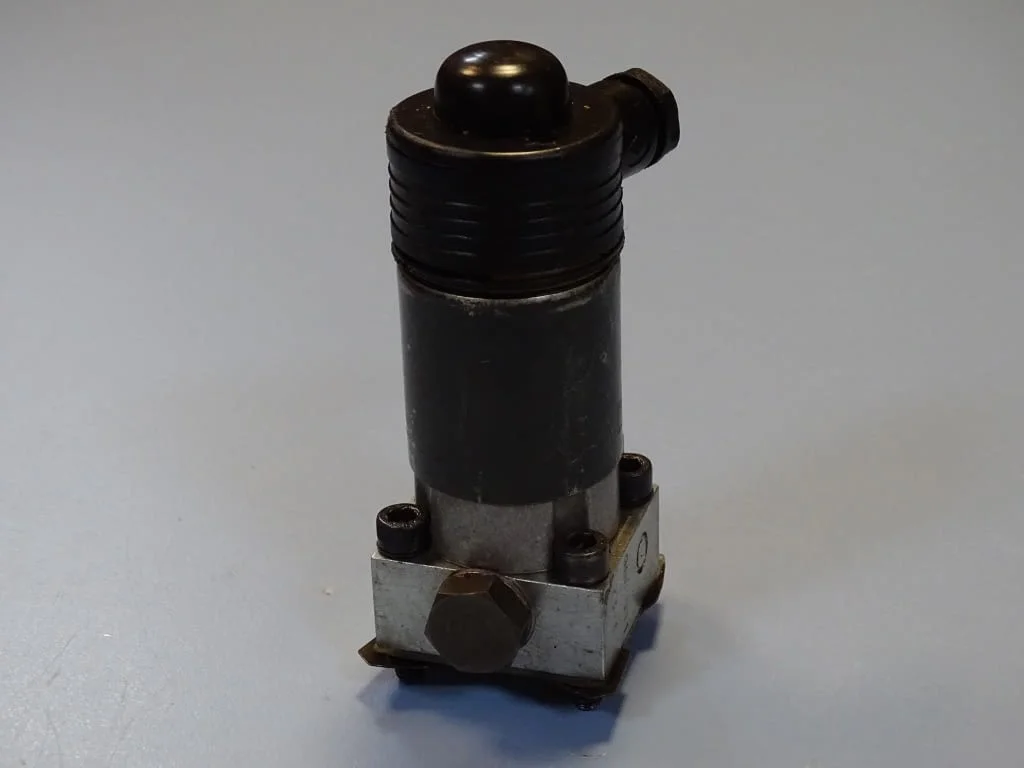Хидравличен вентил HAWE GZ3.1 24VDC hydraulik directional valve