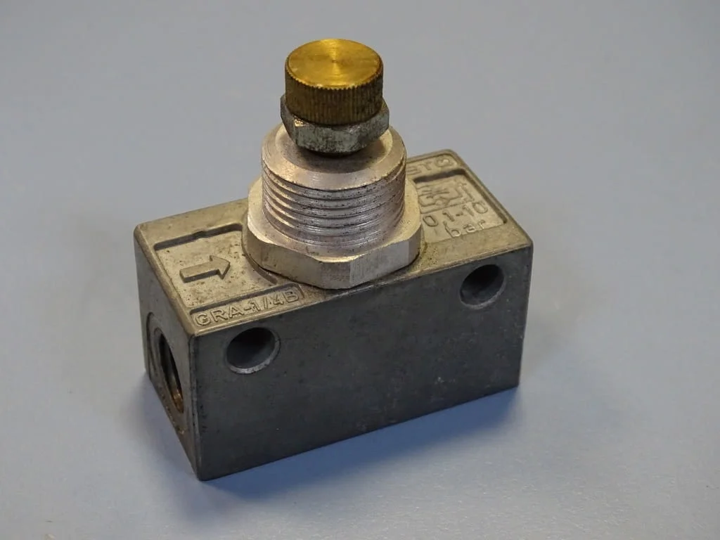 Пневматичен регулатор Festo GRA-1/4-B one-way Flow Control Valve 0.1-10Bar — снимка 6