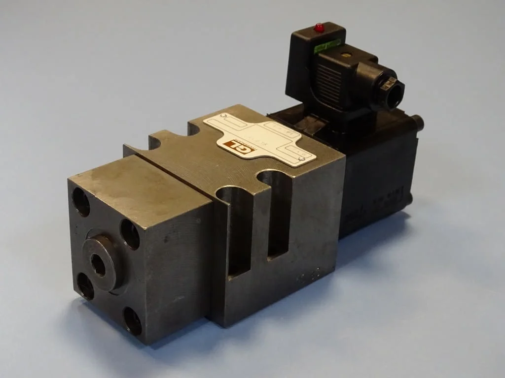 Хидравличен разпределител GL HYDRAULIK 624 SK 862 24 VDC hydraulik valve — снимка 6