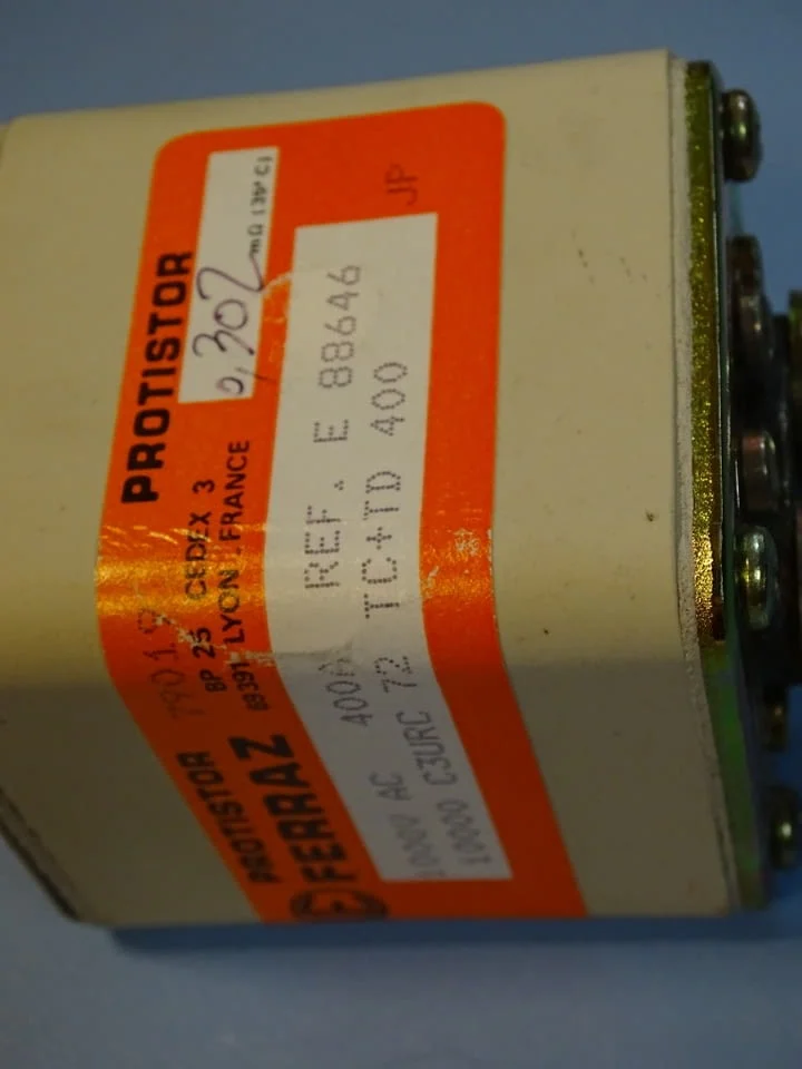 Предпазител Ferraz Protistor 1000 C3URC72TC+TD400 Fuses 400A 1000VAC — снимка 5