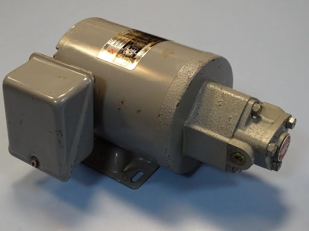 Трохоидна помпа NIPPON GEROTOR Motor-Trochoid Pump TOP-IME 100-1-11МА 200VAC — снимка 3