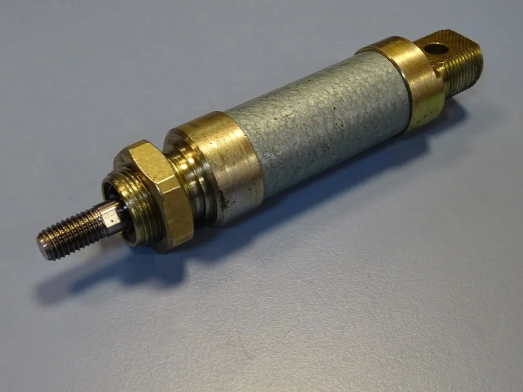 Пневматичен цилиндър Festo DGS 25-25 double acting pneumatic cylinder — снимка 5