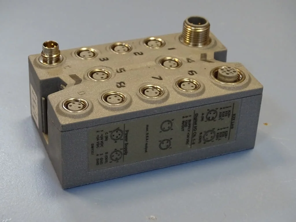 Дигитален модул B& R X67DM1321 Digital Mixed Module Rev.JO — снимка 2