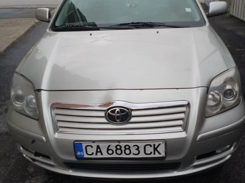 Тойота Авенсис 2003г