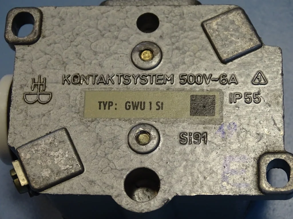 Краен изключвател Kontactsystem GWU 1 St Limit Switch 6A 500V DDR VEB — снимка 5