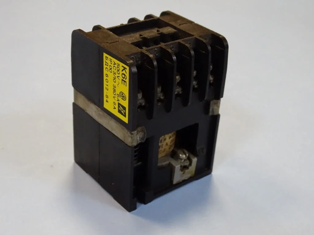 Контактор въздушен К6Е ЕАЗ contactor 380V/6A coil 24VAC — снимка 4