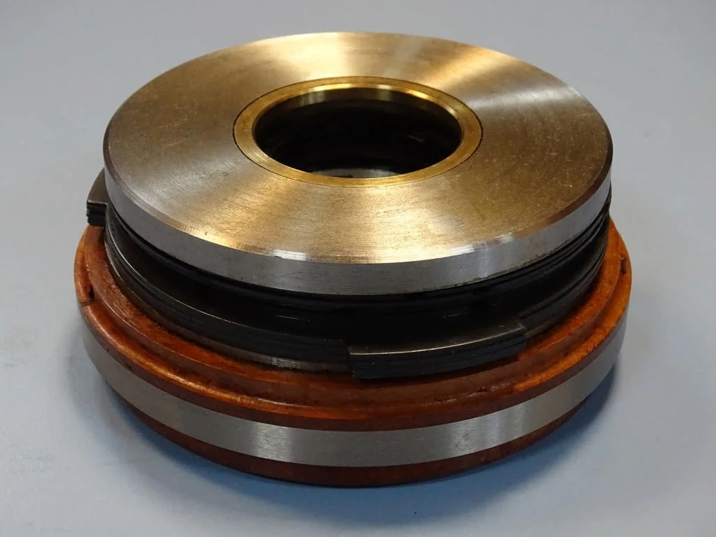 Съединител електромагнитен ЭМ-42У4(ЕМ-42У4) electromagnetic multi-plate clutch 24VDC — снимка 7