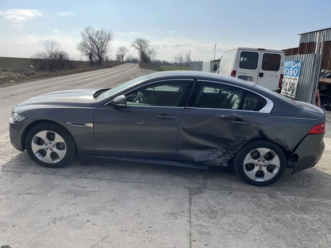 Jaguar XE 2.0 двигател 204DTD 180 кс., AWD автоматик, 67000 км., 2019г., euro 6B, Ягуар ХЕ 2.0 Engin — снимка 3