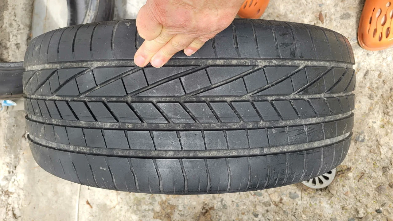 Гума 1 бр. Goodyear – 245 x 45 x 19 – Run Flat — снимка 7