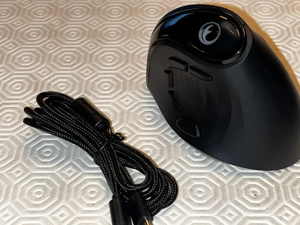 IFYOO 2.4G/BT/кабелна, трирежимна RGB акумулаторна безжична вертикална ергономична мишка G53 — снимка 9