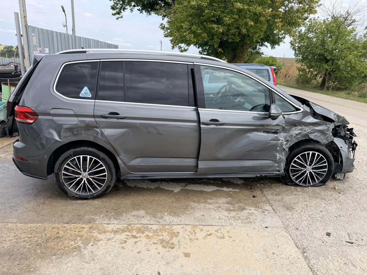 Vw Touran (5T1) 2.0 TDi BlueMotion двигател DFGA, ск. кутия DSG SGG, R line, 150 кс., 7 местен, 1720 — снимка 4