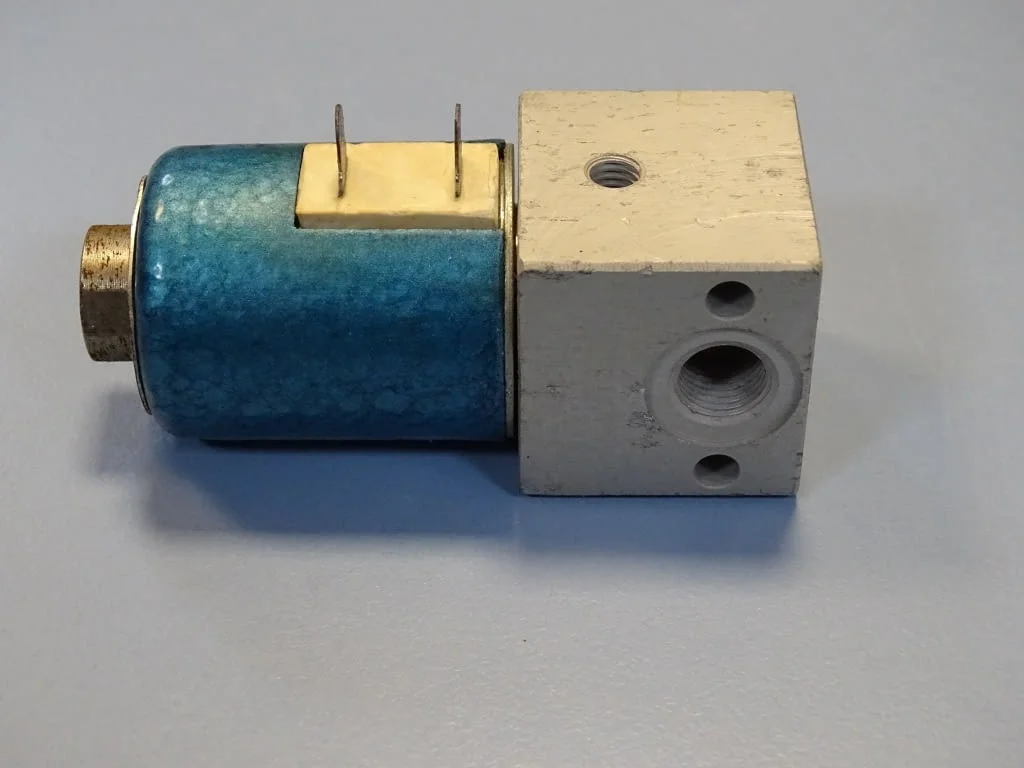 Магнет вентил клапан КЭ-5 24VDC М3.393.086 ЭТ — снимка 5