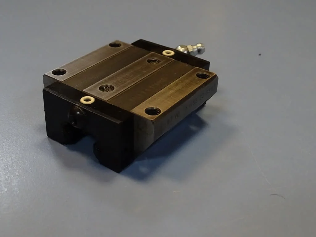 Линейна направляваща INA 87W8KWSE20LG3V1 — снимка 6